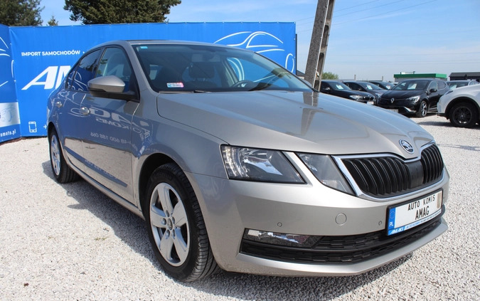 Skoda Octavia cena 61900 przebieg: 85989, rok produkcji 2018 z Brzozów małe 466